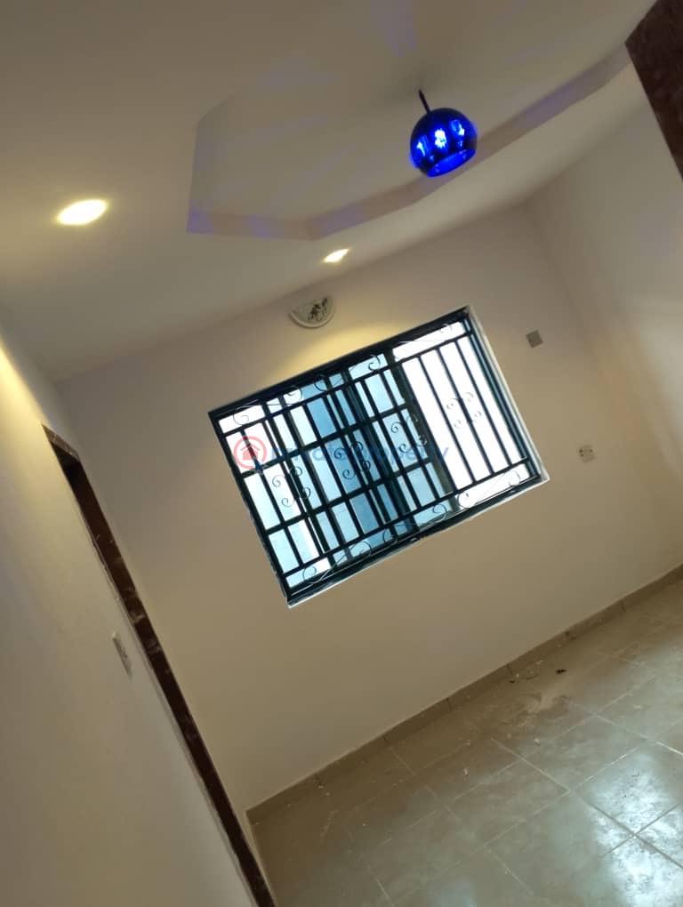 3 bedroom Block Of Flats For Rent Ajinde Rd 6, Off Akala Express Akala Express Ibadan Oyo - 5