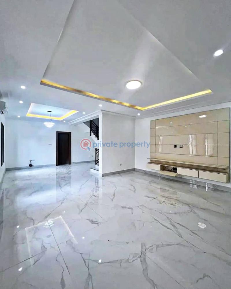 A newly renovated 5 bedroom semi detached house - 5 5 bedroom Semi detached Duplex For Rent Old Ikoyi Lagos - 5