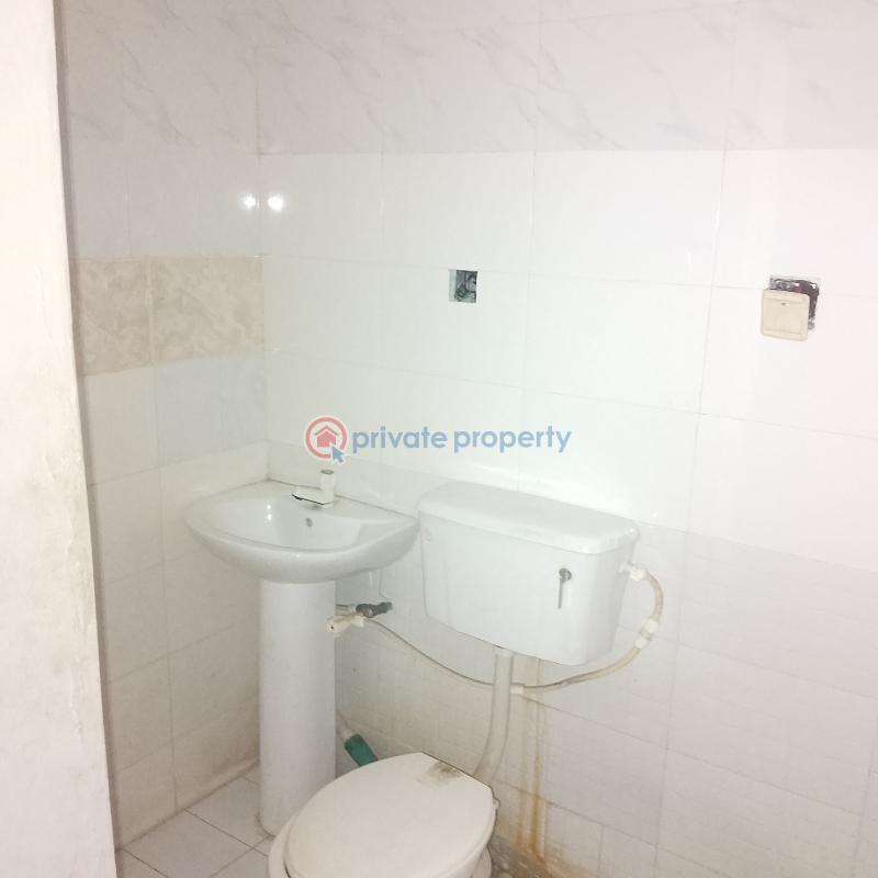 2 bedroom Mini Flat For Rent Lafiaji, Off Orchid Road, By Coastal Road. Ikota Lekki Lagos - 2