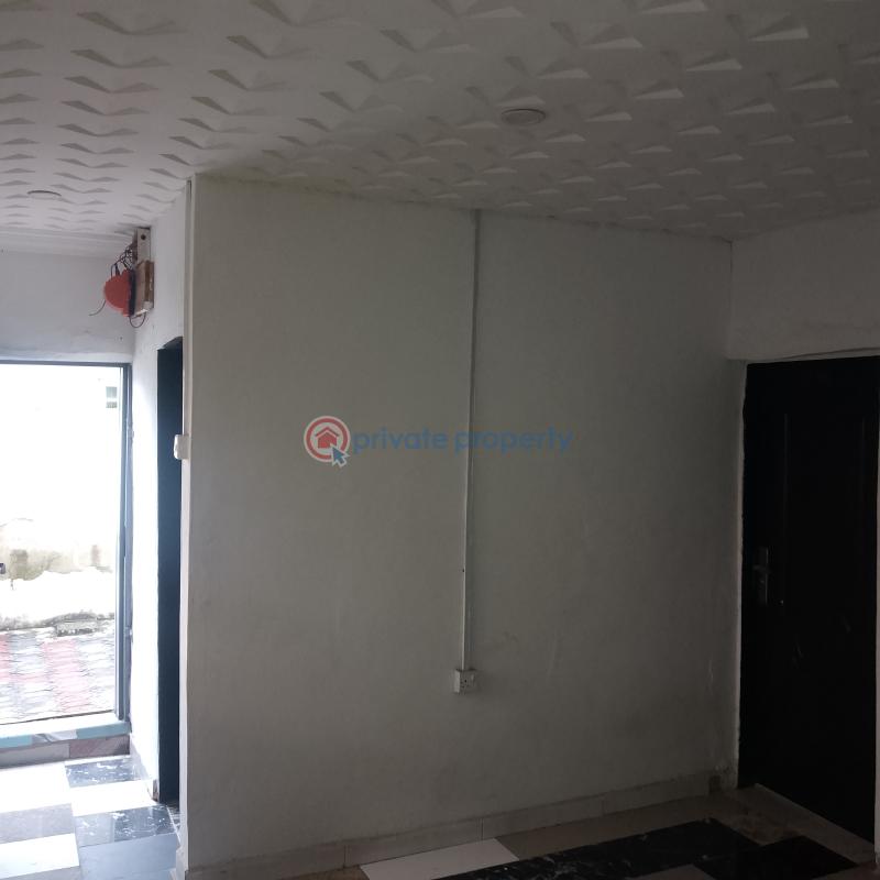 2 bedroom Mini Flat For Rent Lafiaji, Off Orchid Road, By Coastal Road. Ikota Lekki Lagos - 5