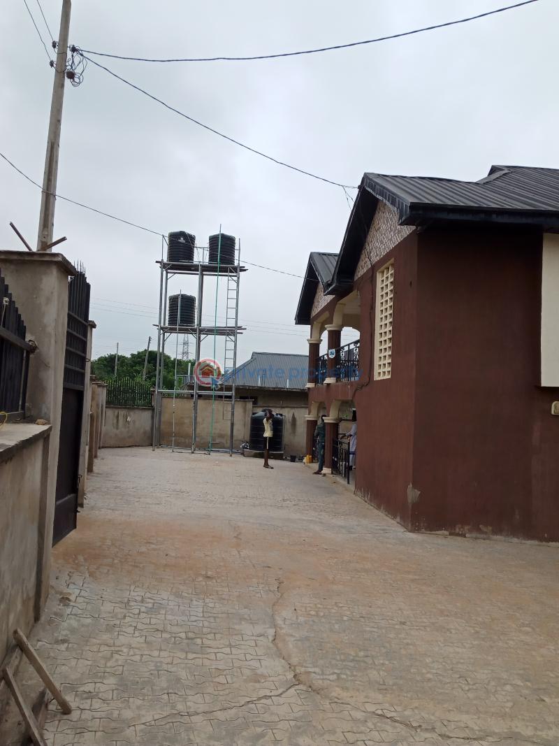 10 bedroom Commercial Property For Sale Agbena Ojeere Abeokuta Ogun - 1