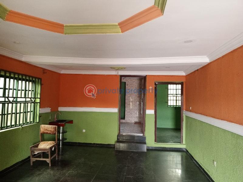 3 bedroom Detached Bungalow For Sale Ashipa Akala Express Ibadan Oyo - 3