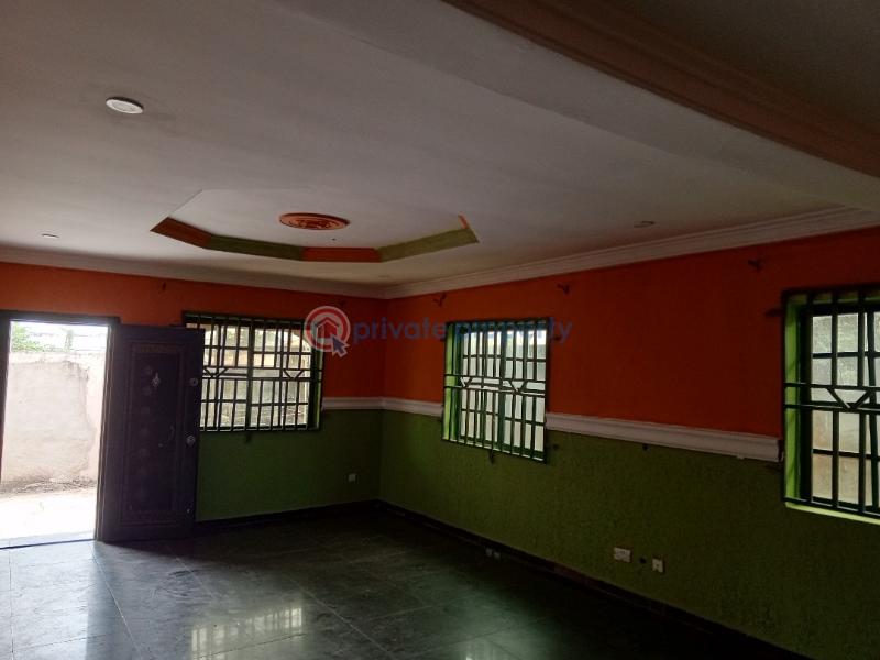 3 bedroom Detached Bungalow For Sale Ashipa Akala Express Ibadan Oyo - 2
