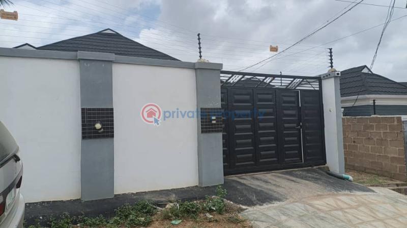 3 bedroom Detached Bungalow For Sale Adegboyega Close, Elebu Akala Express Ibadan Oyo - 5