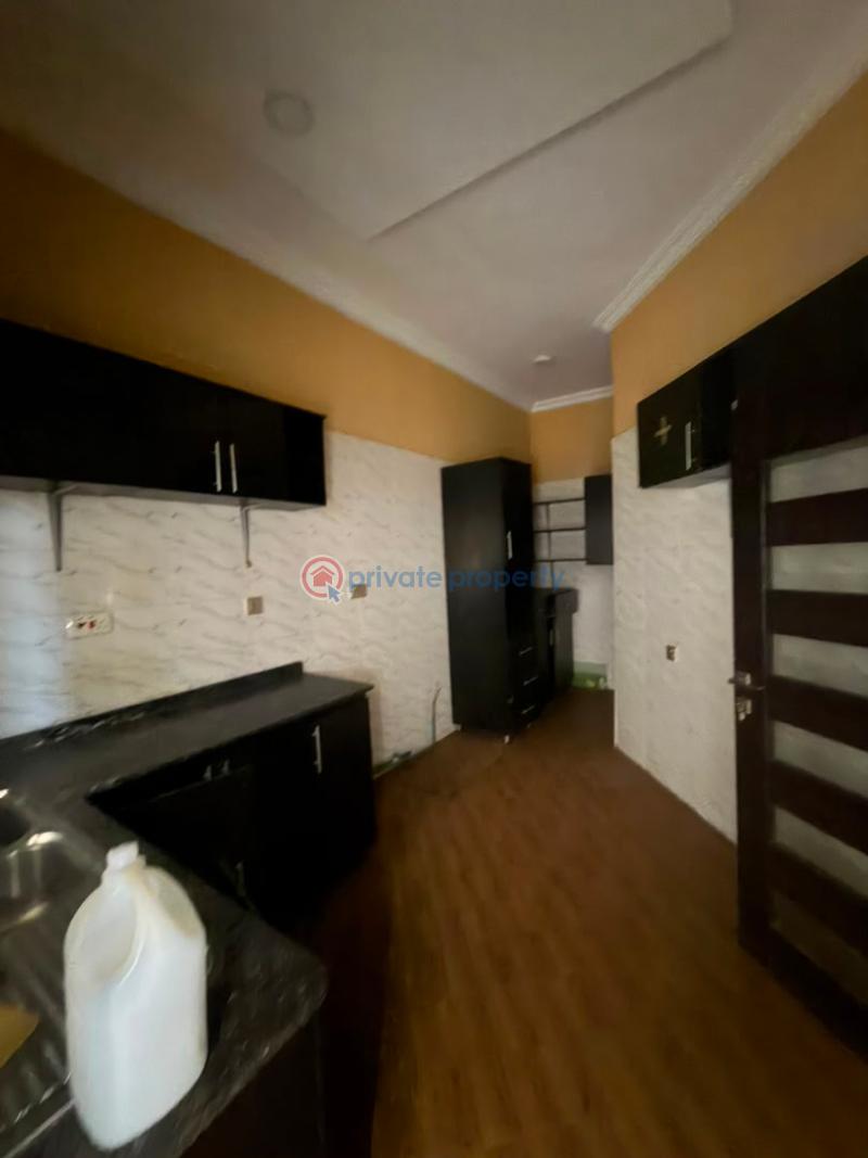 3 bedroom Flat & Apartment For Rent Kolapo Ishola Gra Akobo Ibadan Oyo - 0