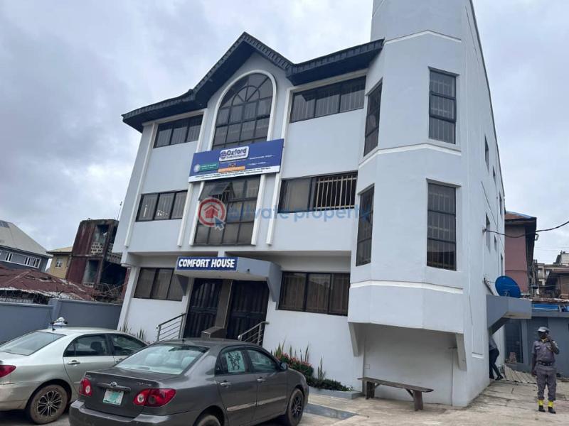 3 bedroom Office For Rent Veternary Junction, Mokola Ibadan North West Oyo