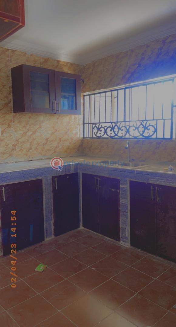 3 bedroom Block Of Flats For Rent Aare Oluyole Oluyole Estate Ibadan Oyo - 1