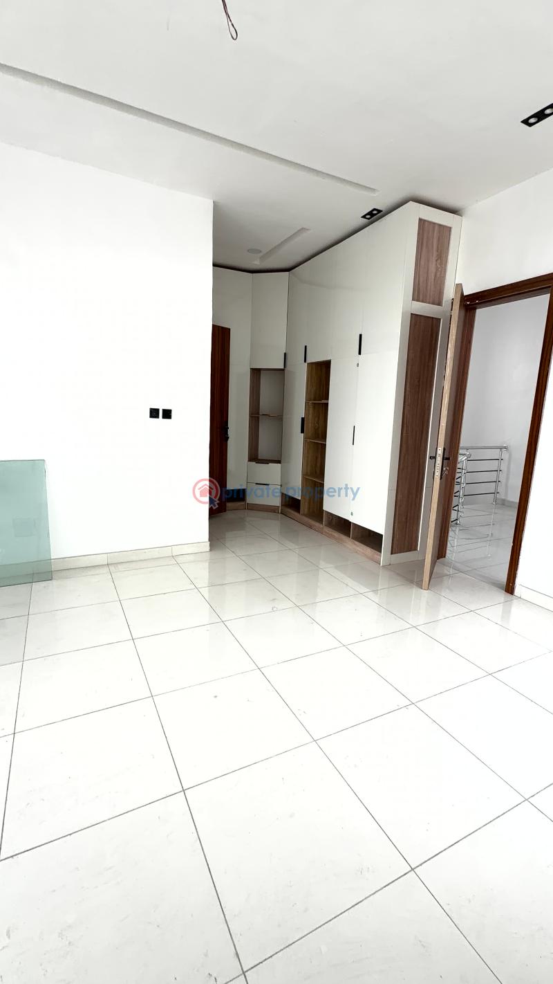 4 bedroom Semi detached Duplex For Sale Lbs Abraham Adesanya Ajah Lagos - 7