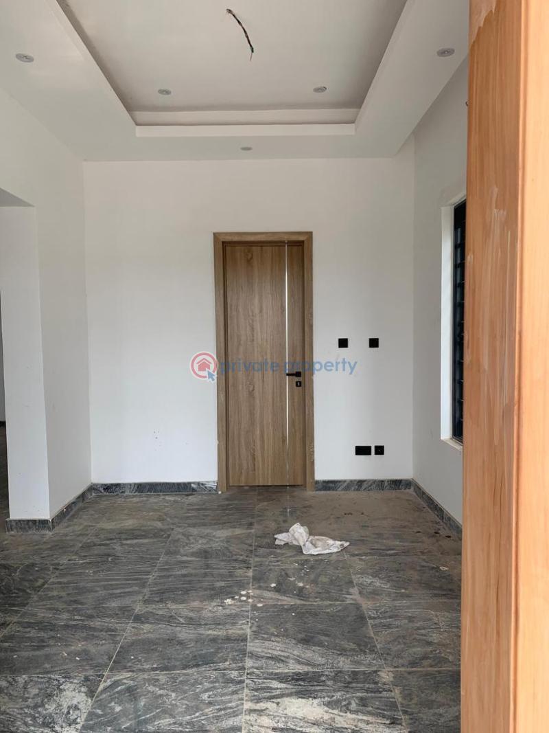 5 bedroom Detached Duplex For Sale Legacy Estate, Kolapo Ishola Gra Akobo Ibadan Oyo - 8
