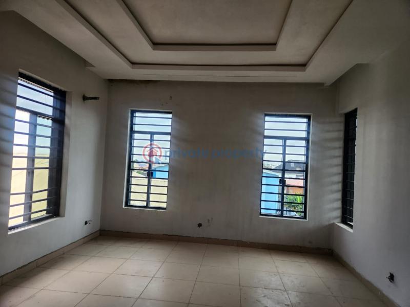7 bedroom Detached Duplex For Sale Magodo Kosofe/Ikosi Lagos - 1