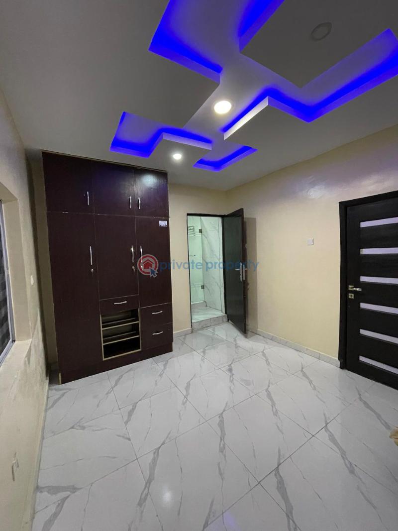 3 bedroom Block Of Flats For Rent New Garage, Akala Express Akala Express Ibadan Oyo - 0