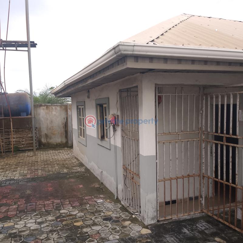 1 bedroom Mini Flat For Rent Lafiaji, Off Ochid Road, By Coastal Road, Close To Victoria Island Ikota Lekki Lagos - 0