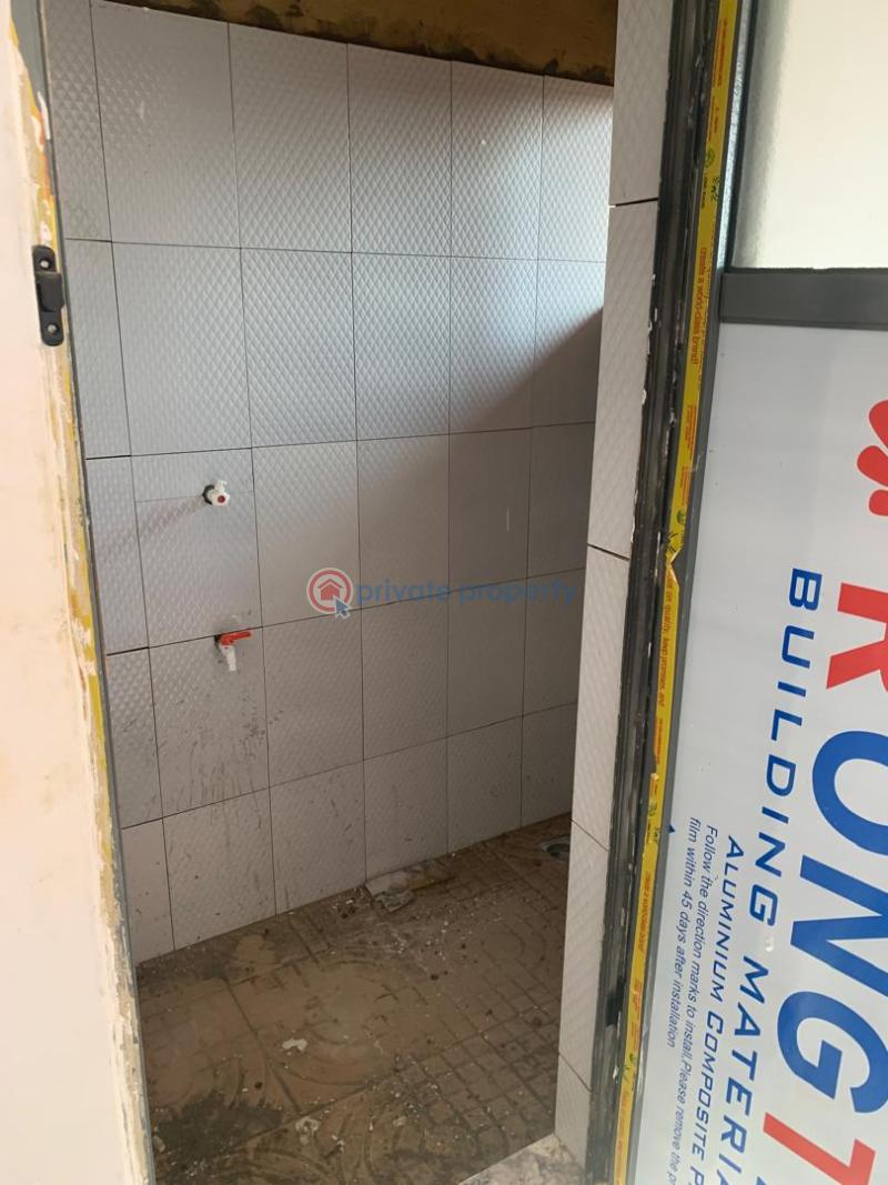 Self Contain For Rent Palmgroove Off Pedro Road Palmgroove Shomolu Lagos - 2