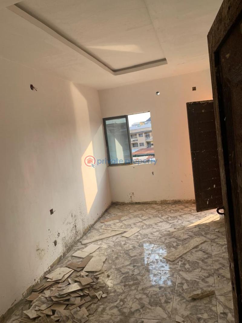 Self Contain For Rent Palmgroove Off Pedro Road Palmgroove Shomolu Lagos - 1