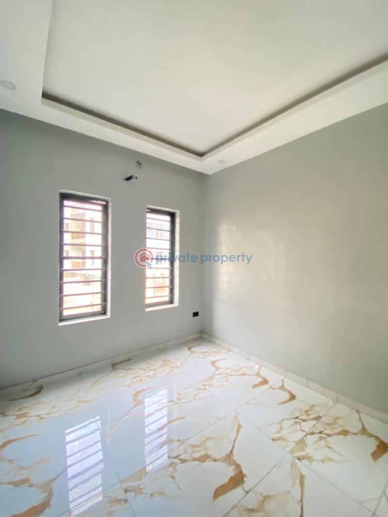 2 bedroom Flat & Apartment For Sale Freedom Way Lekki Phase 1 Lagos - 9