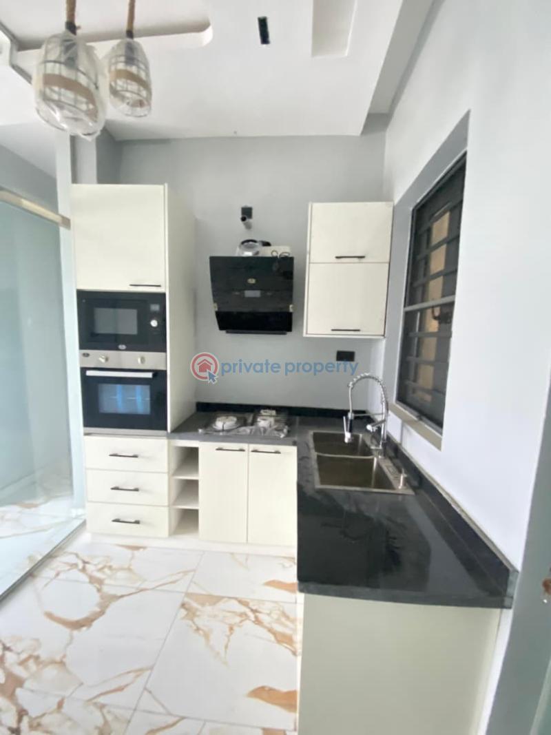 2 bedroom Flat & Apartment For Sale Freedom Way Lekki Phase 1 Lagos - 4