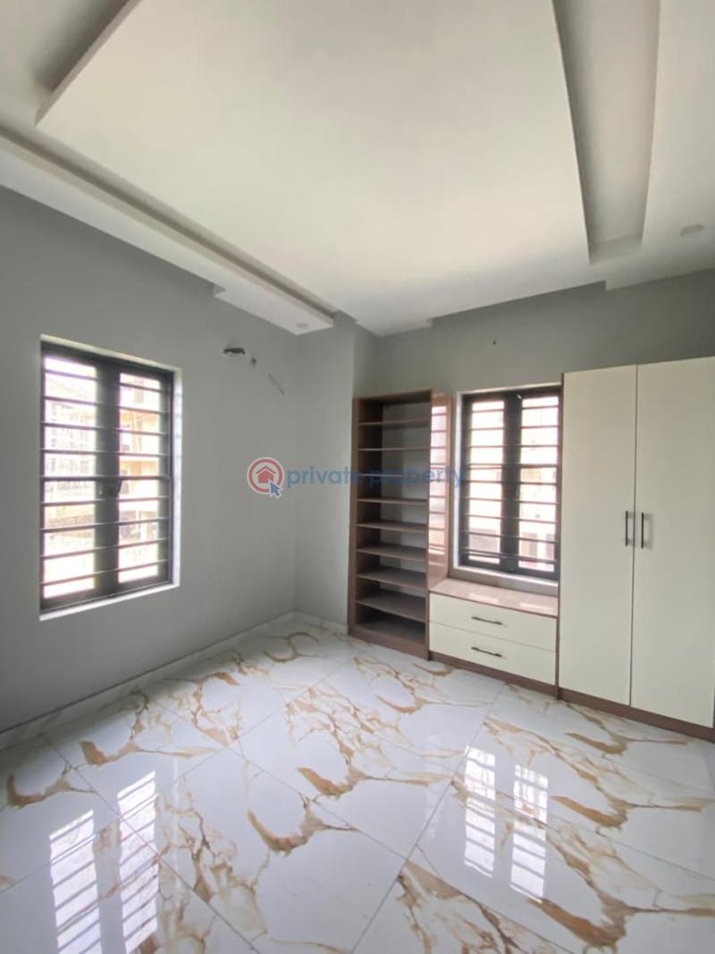 2 bedroom Flat & Apartment For Sale Freedom Way Lekki Phase 1 Lagos - 8