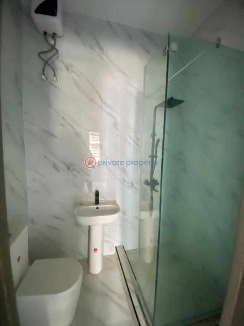 2 bedroom Flat & Apartment For Sale Freedom Way Lekki Phase 1 Lagos - 5