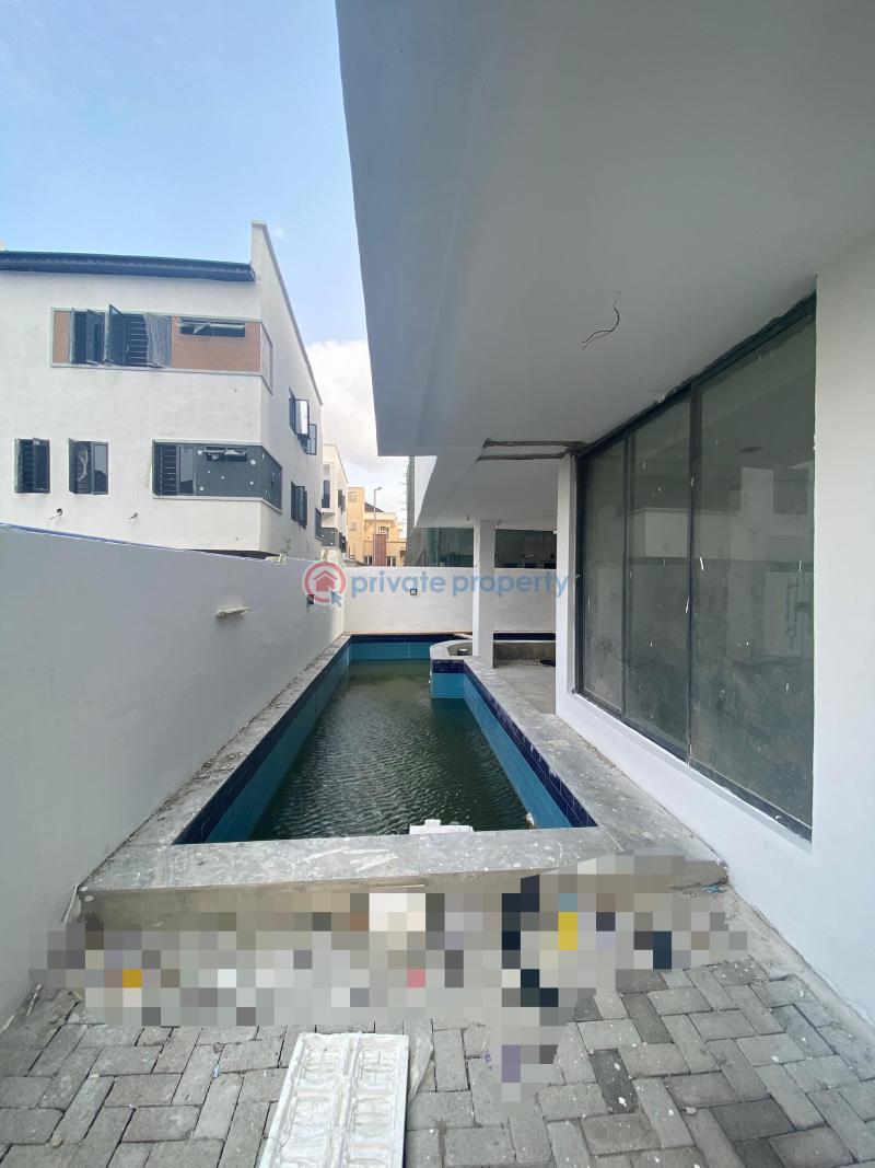 A nicely built 2 bedroom apartment with a swimming pool and gym - 9 2 bedroom Flat & Apartment For Sale Freedom Way Lekki Phase 1 Lagos - 9