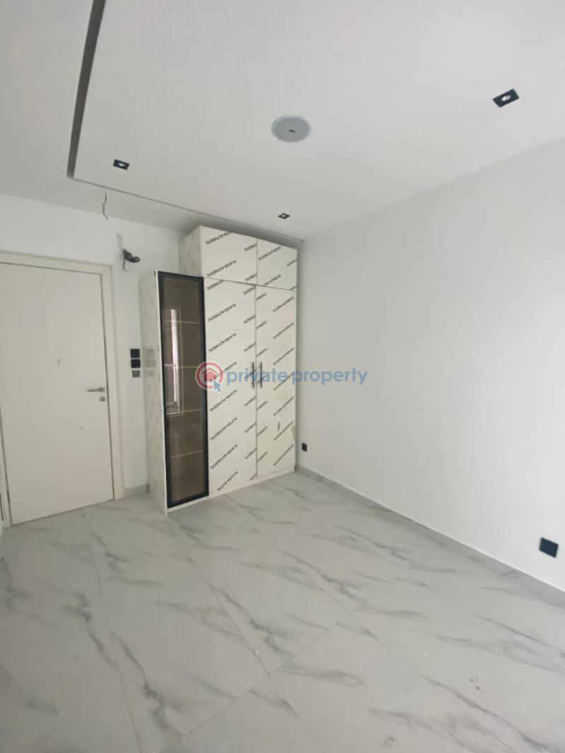 2 bedroom Flat & Apartment For Sale Freedom Way Lekki Phase 1 Lagos - 6