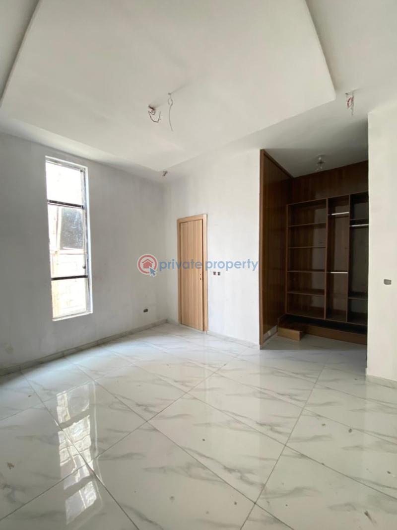 5 bedroom Detached Duplex For Sale Chevron Drive Lekki Lagos - 1