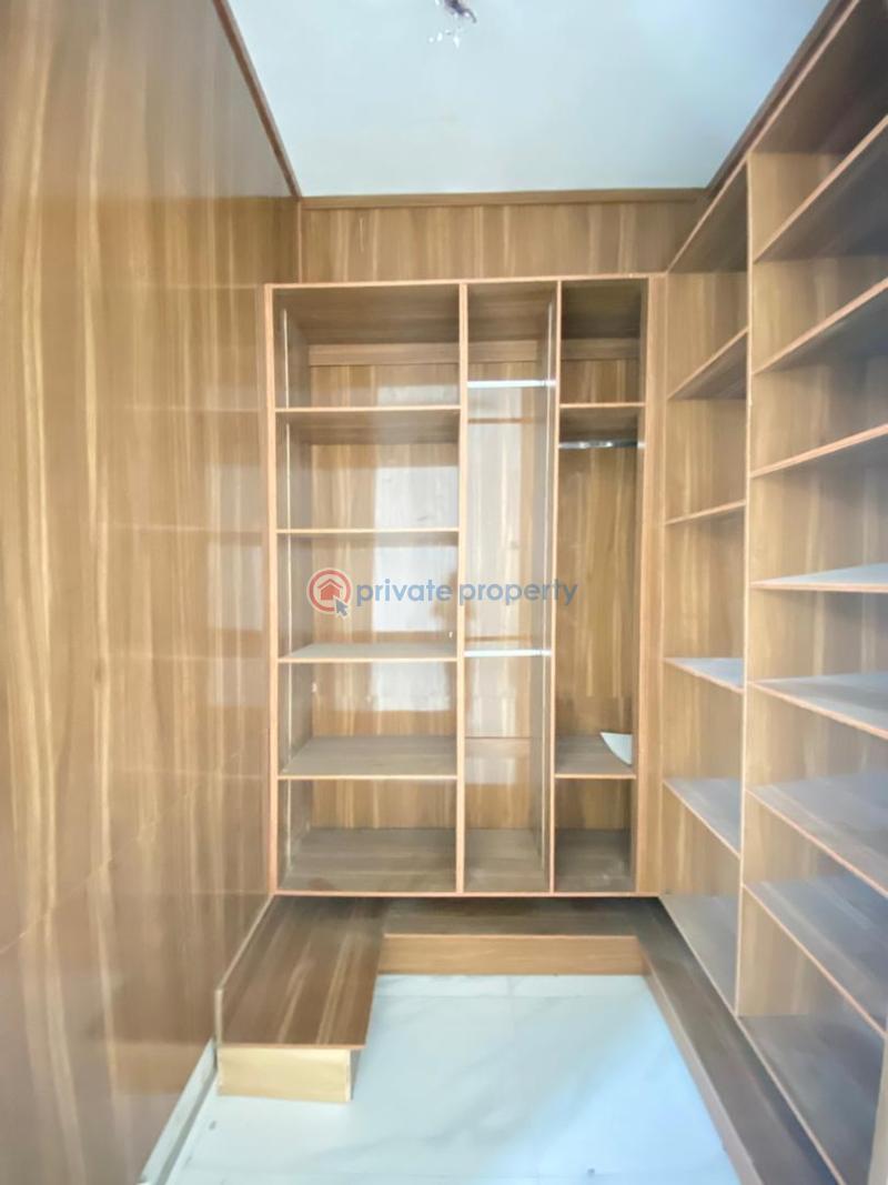 5 bedroom Detached Duplex For Sale Chevron Drive Lekki Lagos - 6