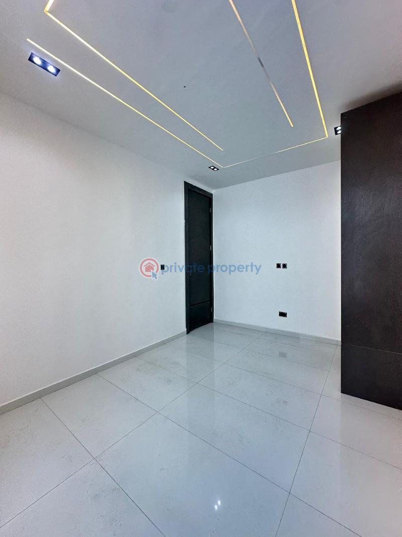 5 bedroom Detached Duplex For Sale Chevron Toll Gate Lekki Lagos - 11