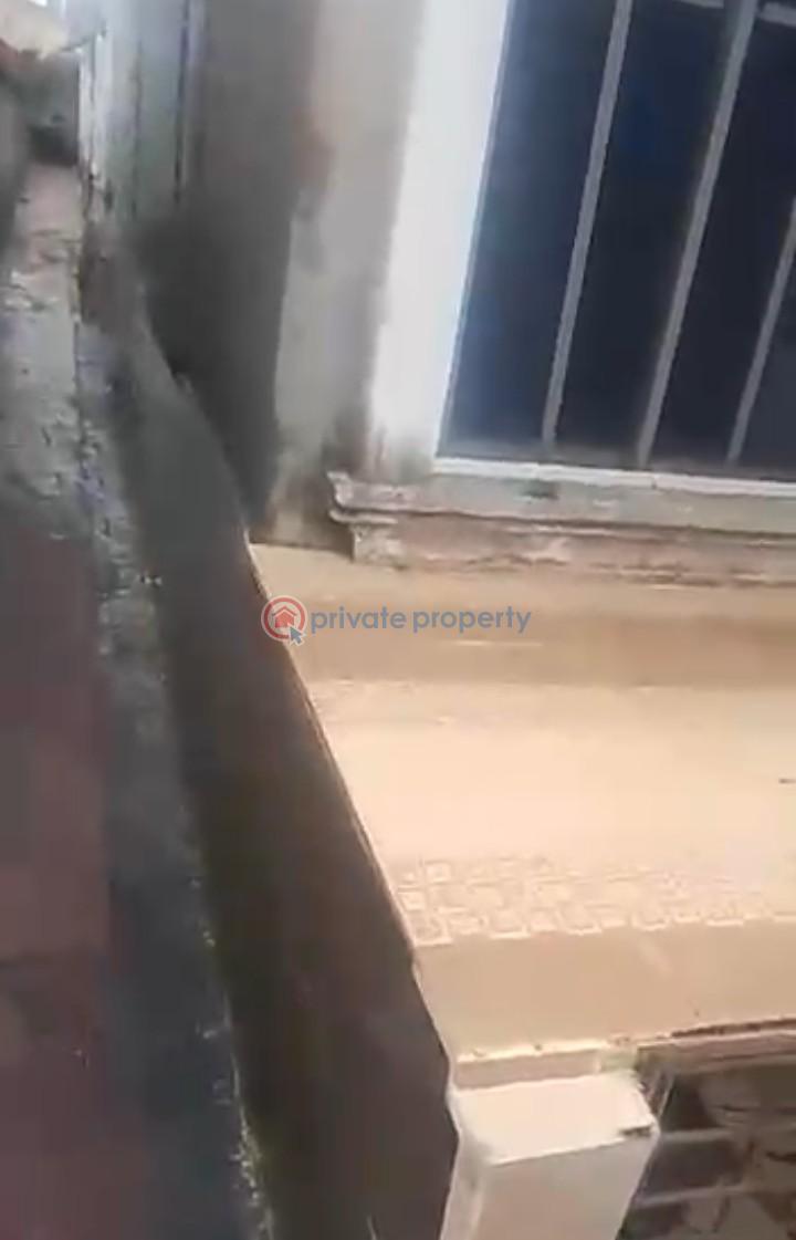 3 bedroom House For Sale Ikotun/Igando Lagos - 1
