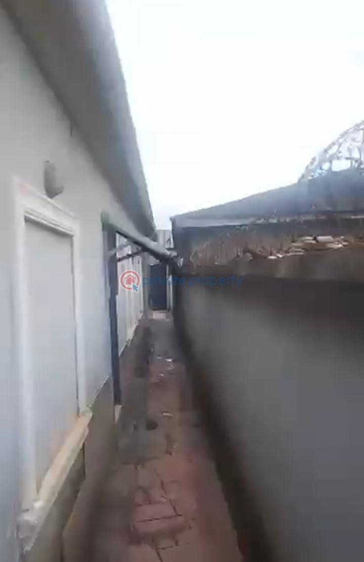 3 bedroom House For Sale Ikotun/Igando Lagos - 3