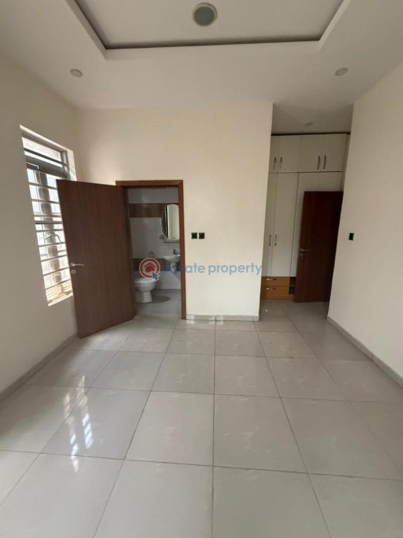 5 bedroom Detached Duplex For Sale Chevron Lekki Phase 1 Lagos - 3