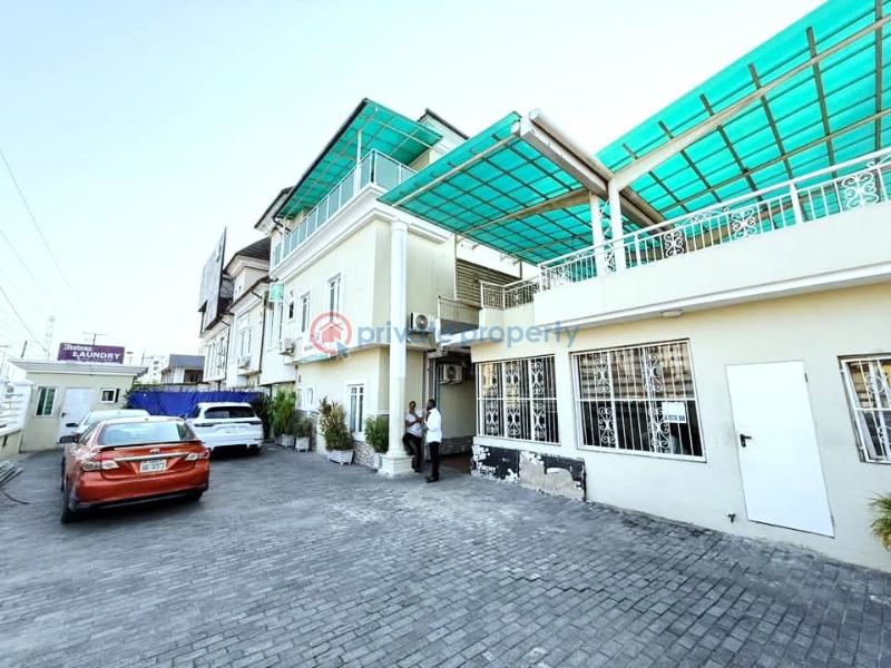 10 bedroom Hotel For Rent Lekki Phase 1 Lagos - 0