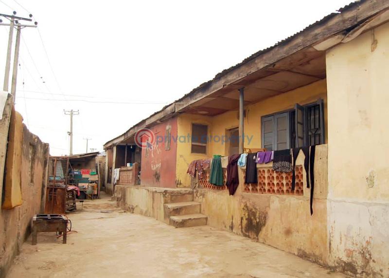 Land For Sale Felele Emmanuel Onitiju Crescent Ibadan Oyo