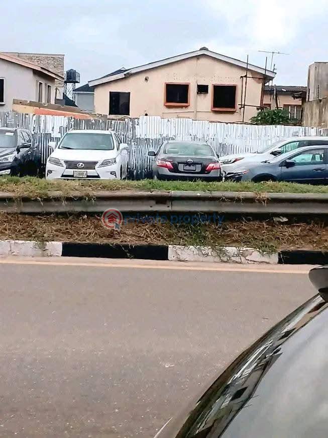 House For Sale Alhaji Masha Road, Surulere Lagos