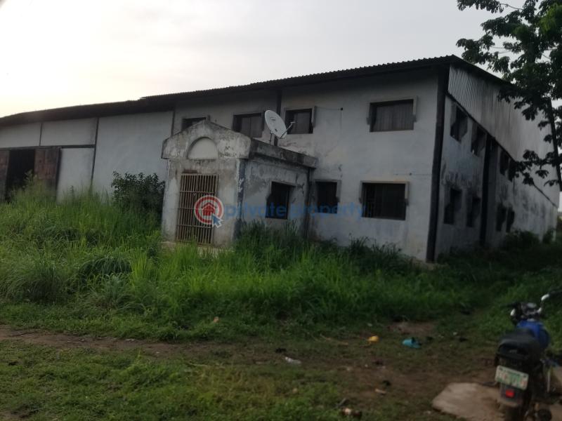 Warehouse For Sale Km 8 , Lagos Abeokuta Expressway , Ile Ise Pan Bus Stop. Ewekoro Local Government Abeokuta Ogun - 9