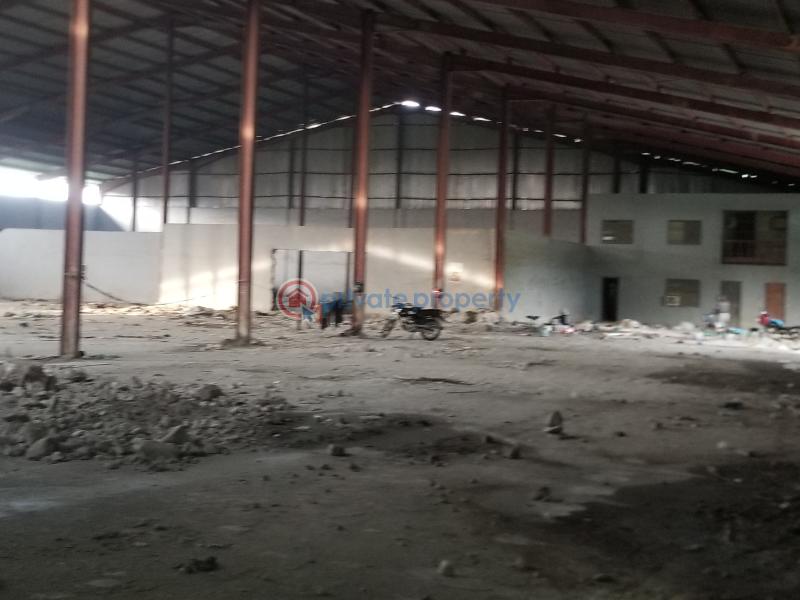 Warehouse For Sale Km 8 , Lagos Abeokuta Expressway , Ile Ise Pan Bus Stop. Ewekoro Local Government Abeokuta Ogun - 8