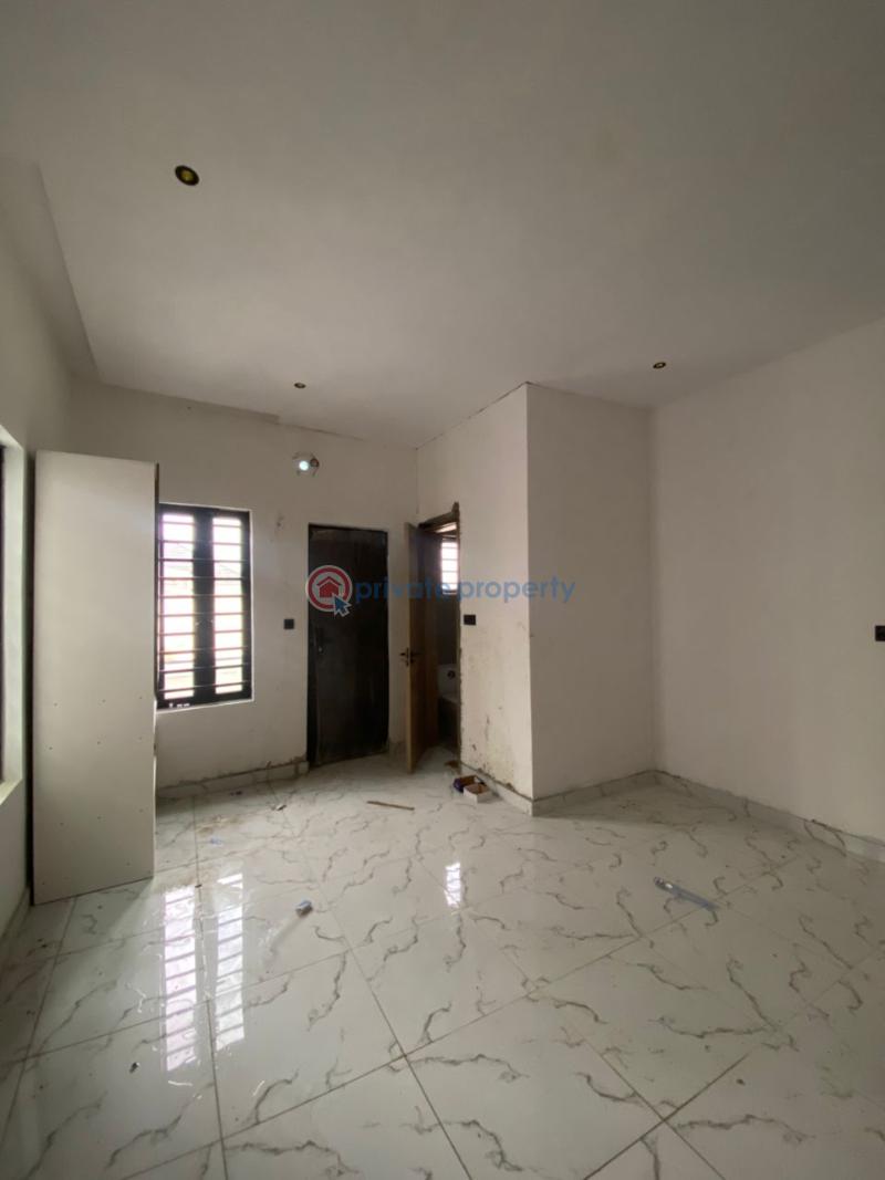 1 bedroom Flat & Apartment For Sale Lekki Phase 1 Lagos - 3