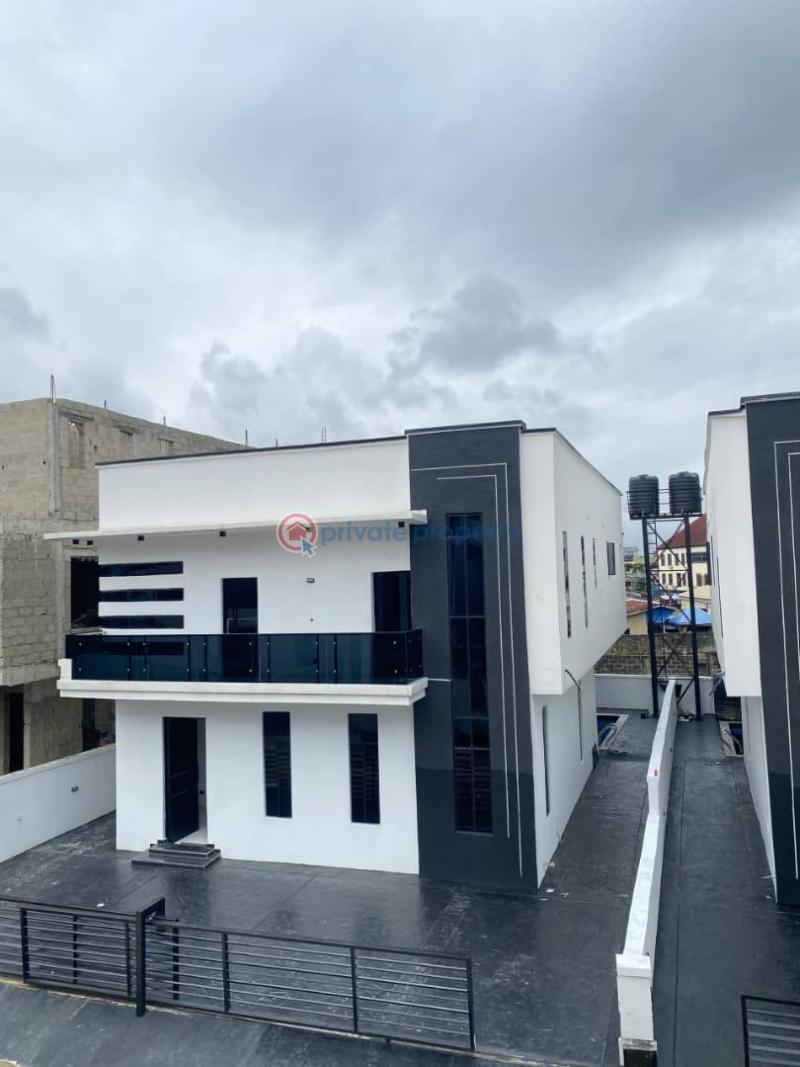 5 bedroom Detached Duplex For Sale Chevron Drive Lekki Lagos - 2
