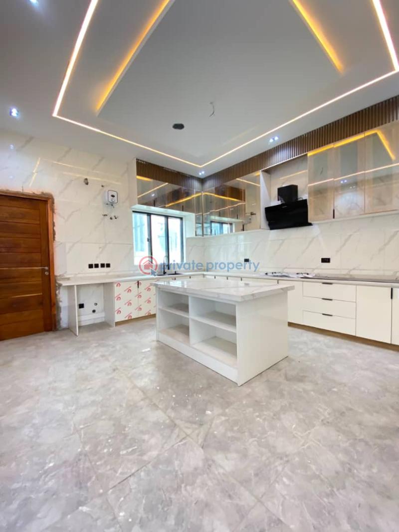 5 bedroom Detached Duplex For Sale Chevron Drive Lekki Lagos - 1