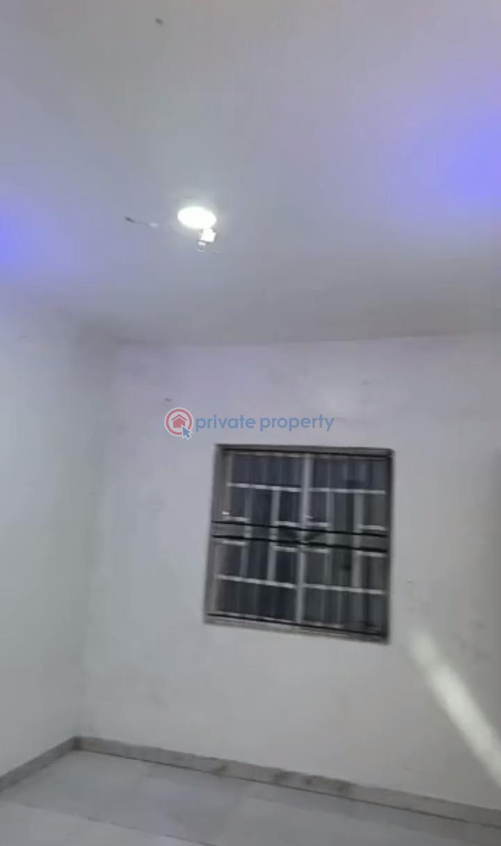 1 bedroom Mini Flat For Rent Mushin Lagos - 0