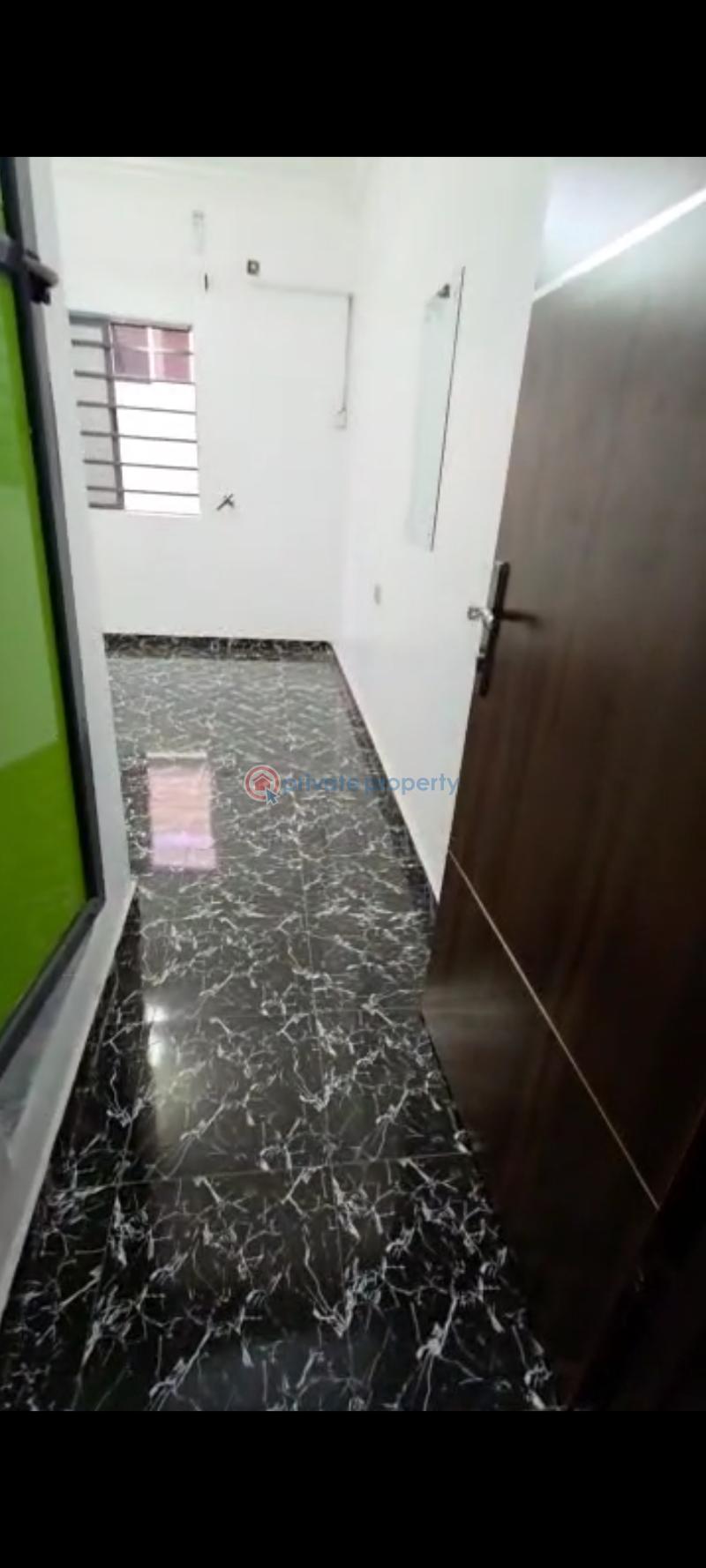 1 bedroom Mini Flat For Rent Olawaiye Street Off Qnifowose Ikeja Ikeja  Lagos - 3