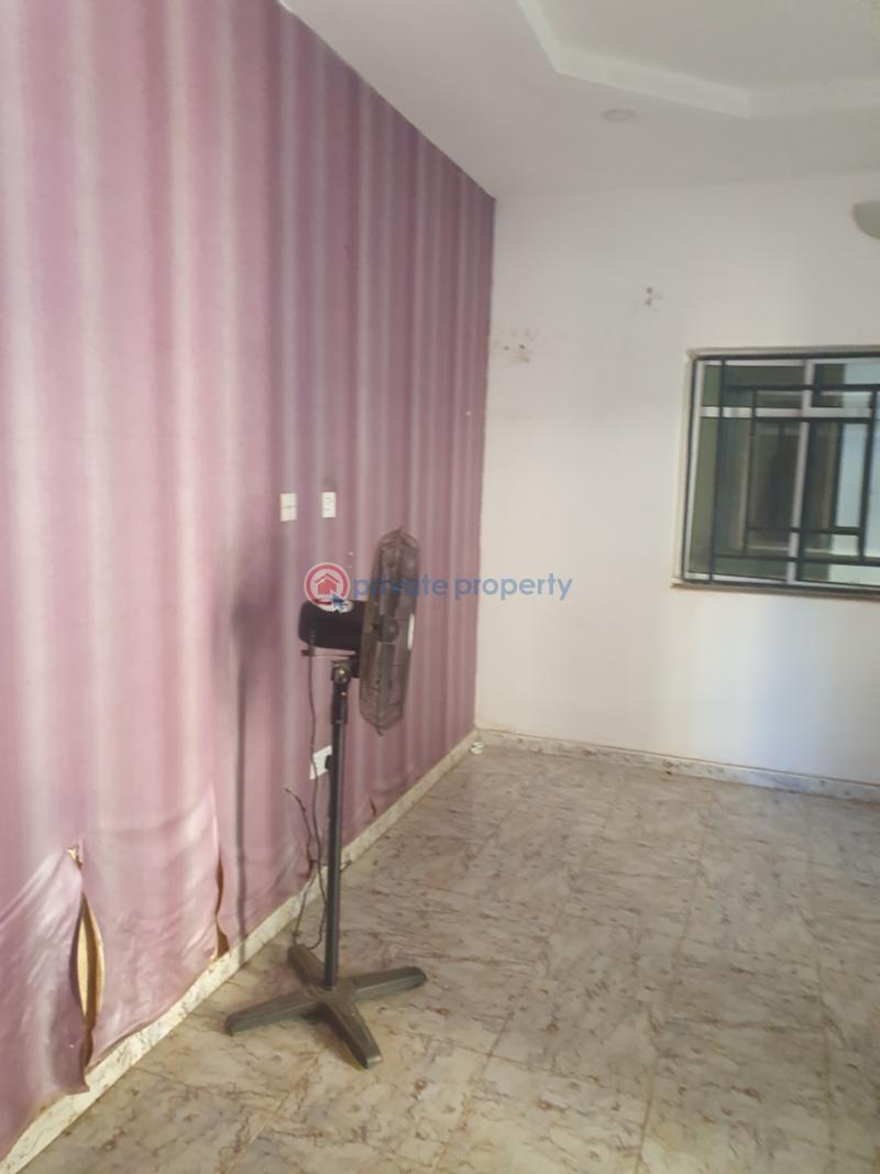 A renovated one bedroom rent at - 4 1 bedroom Mini Flat For Rent City College By Mtn Mast Karu Abuja Phase 4  - 4