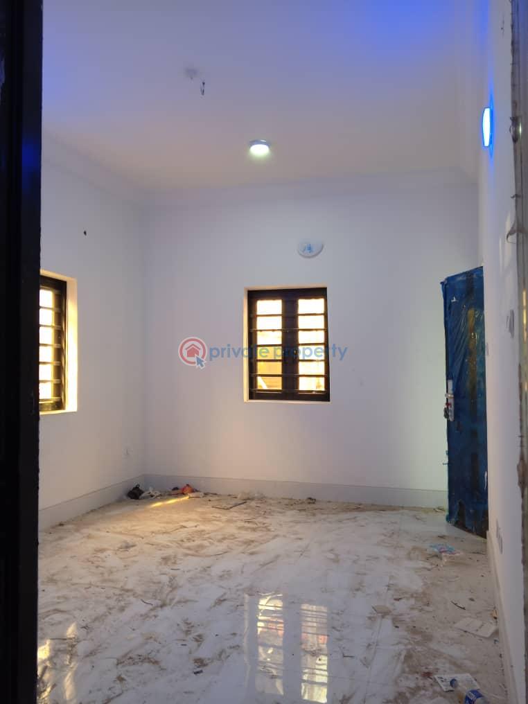 1 bedroom Mini Flat For Rent Adekunle Yaba Lagos - 2