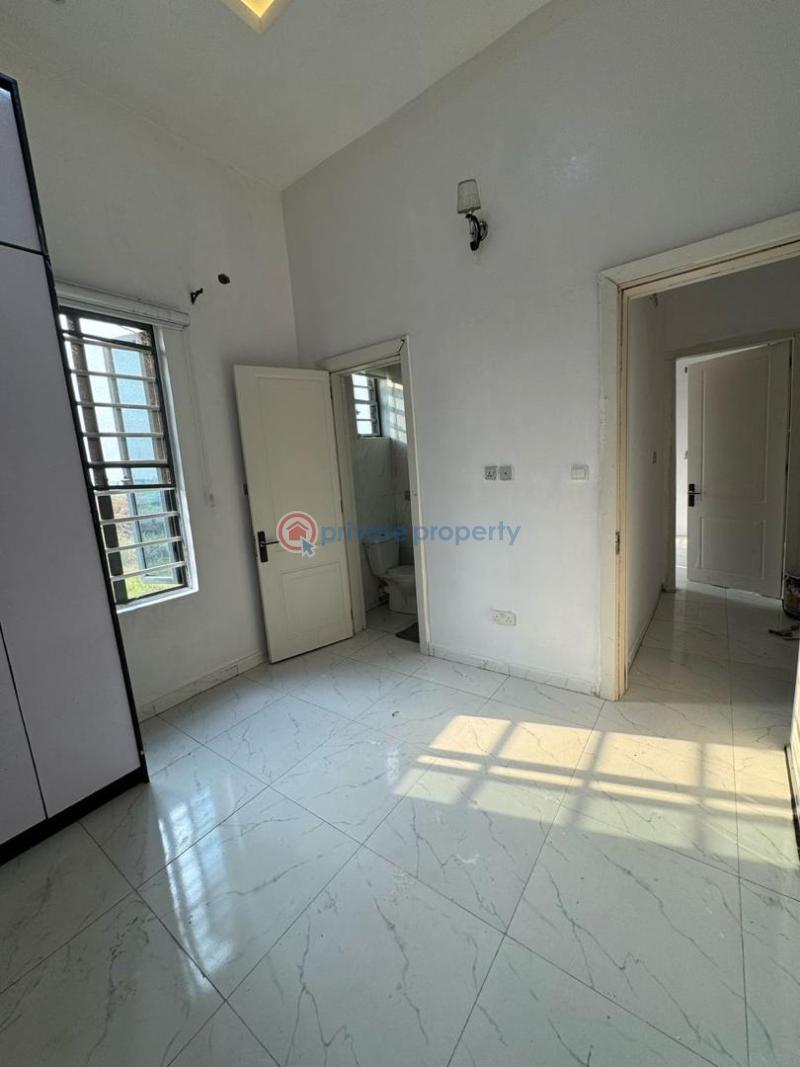 1 bedroom Mini Flat For Rent Chevron Drive Lekki Lagos - 3