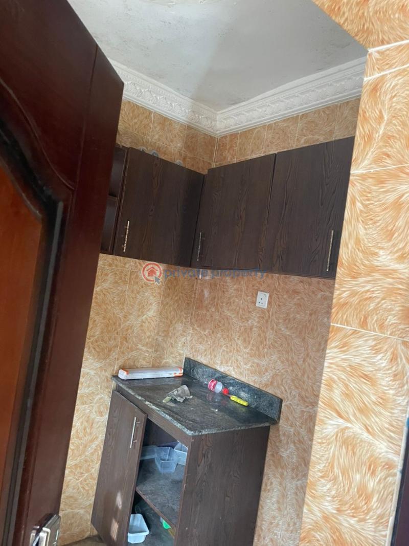 Block Of Flats For Rent Elebu Market Akala Express Ibadan Oyo - 1