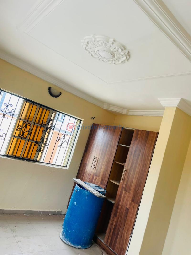 1 bedroom Block Of Flats For Rent Akoto Estate Elebu Akala Express Ibadan Oyo - 0