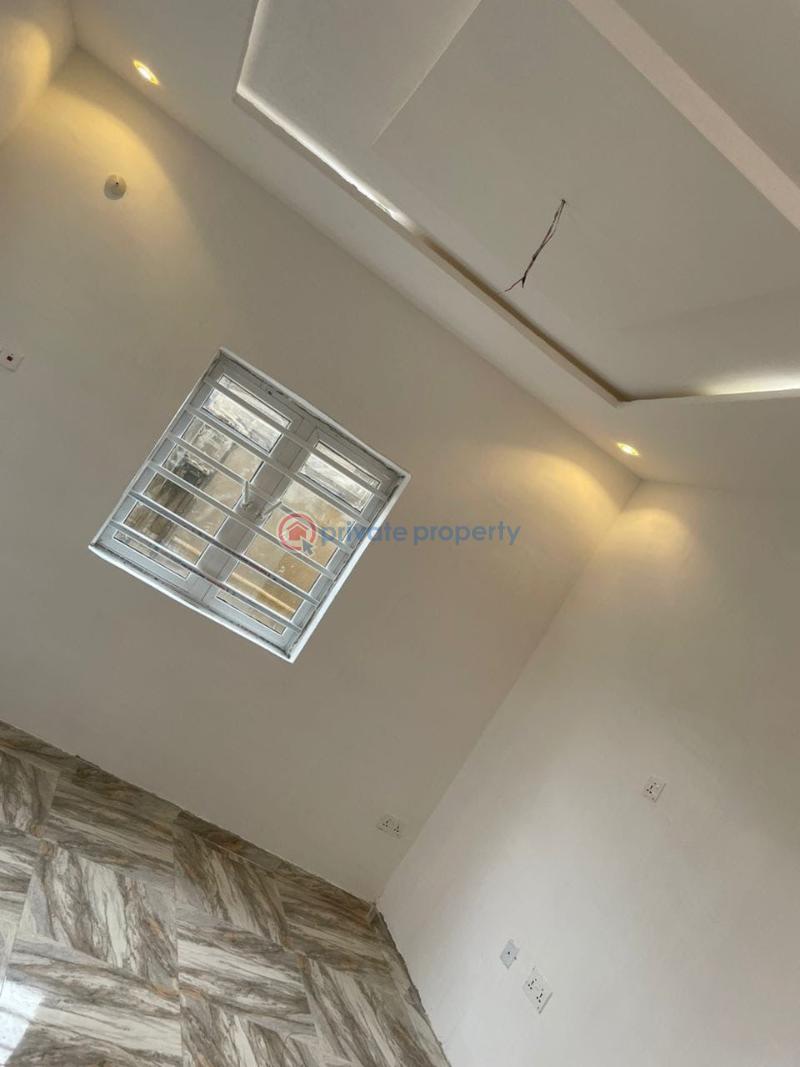 1 bedroom Block Of Flats For Rent Idi Ope Off Liberty Academy Akala Express Ibadan Oyo - 0
