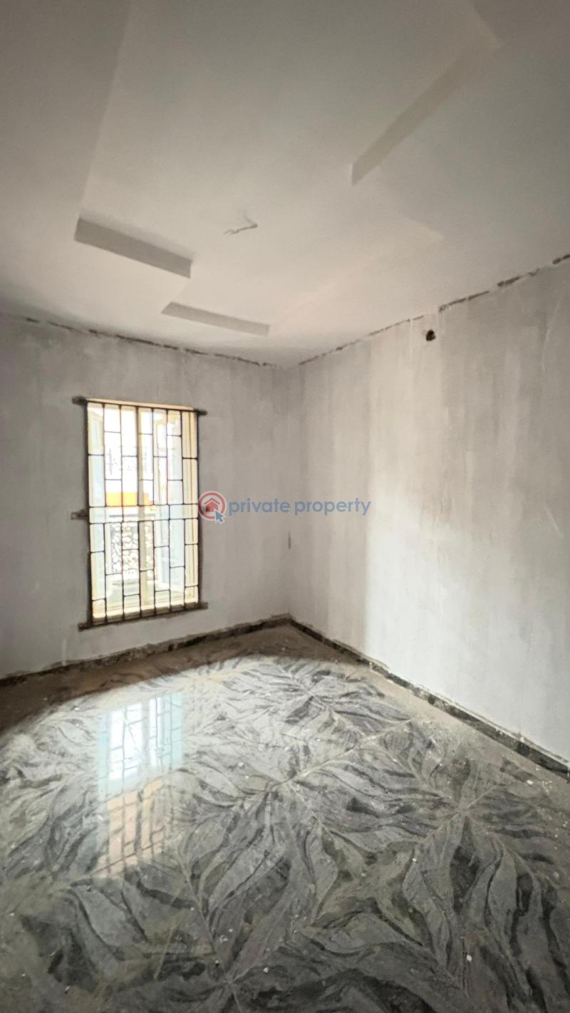 House For Rent Location: Agric Estate, Beside Carlton Gate Estate, Akobo, Ibadan Ibadan Oyo - 2