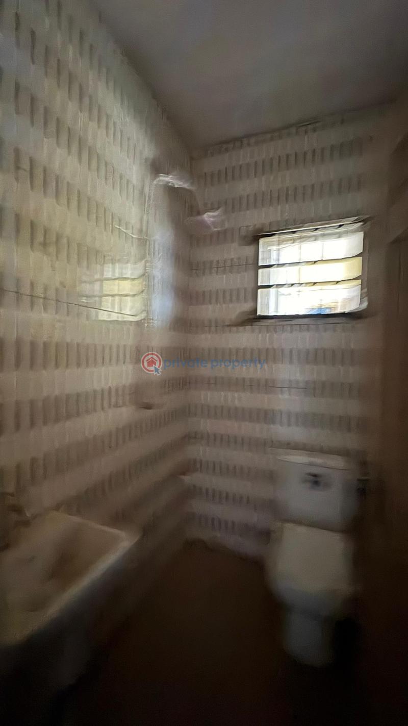 House For Rent Location: Agric Estate, Beside Carlton Gate Estate, Akobo, Ibadan Ibadan Oyo - 6