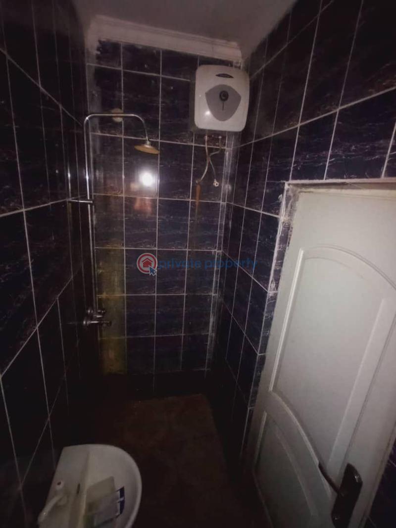 House For Rent At Alalubosa Gra, Ibadan Ibadan Oyo - 4