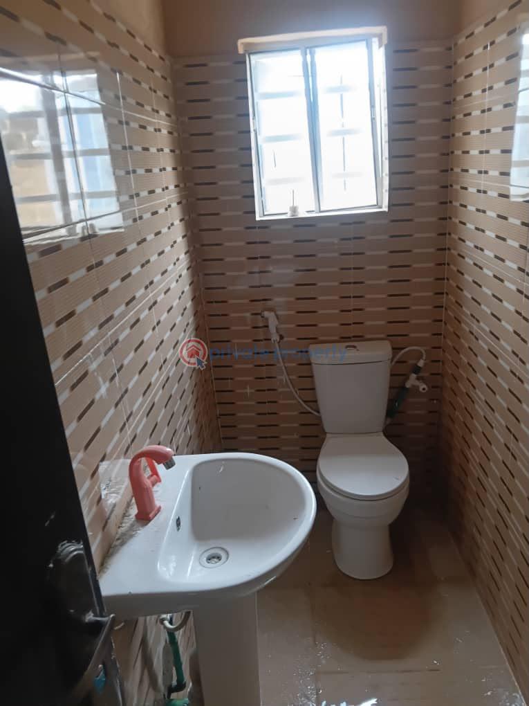 1 bedroom Mini Flat For Rent Zionist Estate, Akala Express, Ibadan Akala Express Ibadan Oyo - 6